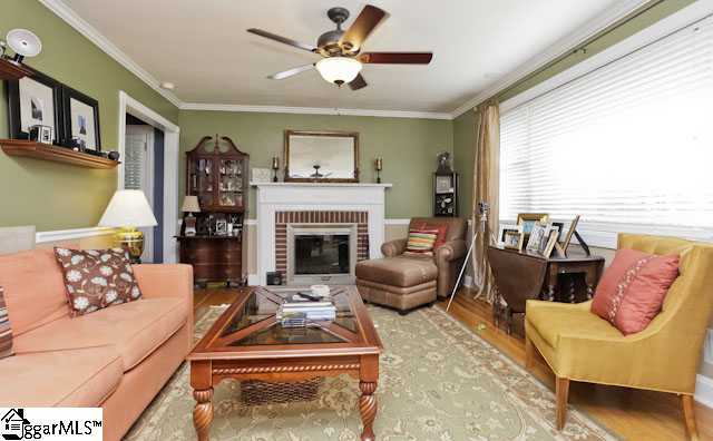 Property image 4 at 206 Azalea Court, Greenville, SC 29615