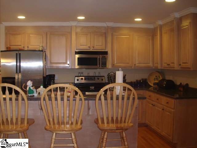 Property image 2 at 454 Sunset Pointe Dr, Lyman, SC 29365