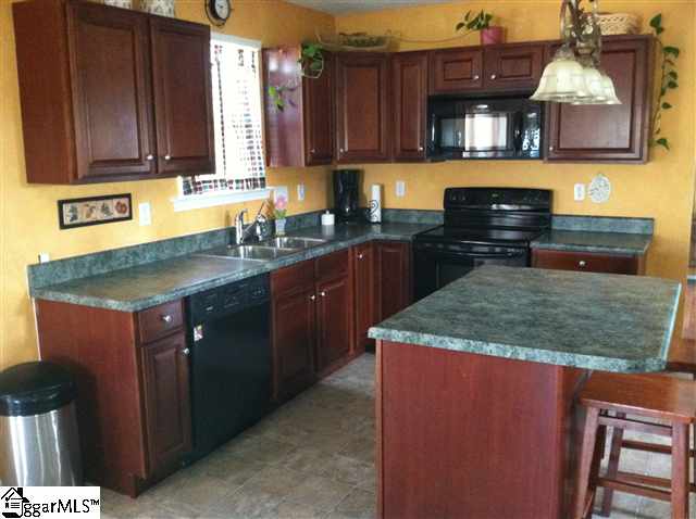 Property image 4 at 14 RAYLAND Place, Greer, SC 29651