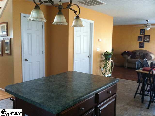 Property image 5 at 14 RAYLAND Place, Greer, SC 29651