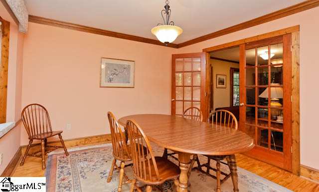 Property image 5 at 110 Robin Road, Greenville, SC 29609