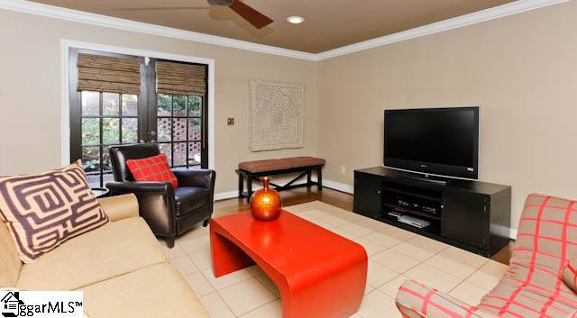 Property image 3 at 203 Highbourne Dr, Greenville, SC 29615