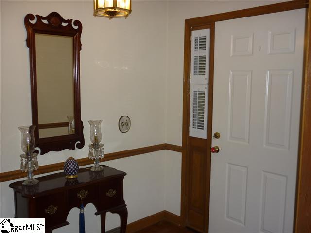 Property image 3 at 305 Tar Blvd, Greenville, SC 29605