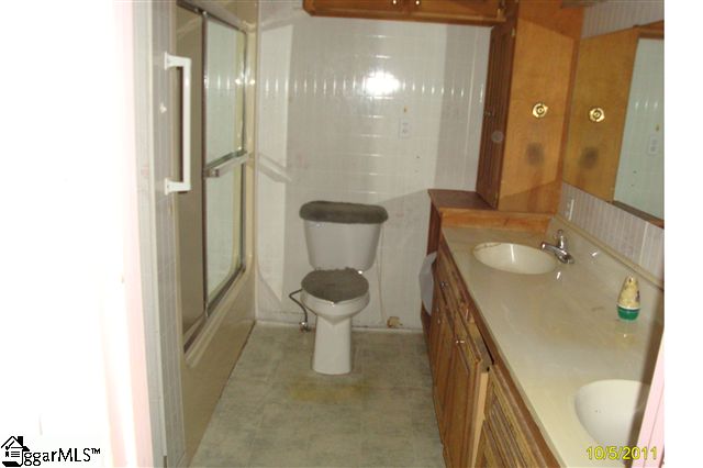 Property image 5 at 113 Sharon Dr, Greenville, SC 29617