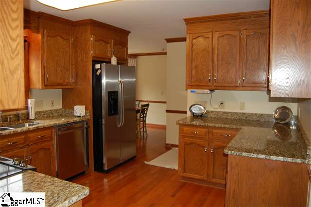 Property image 5 at 302 Poplar Ridge Road, Simpsonville, SC 29681