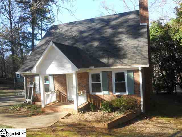 Property image 2 at 408 McCue St, Easley, SC 29642