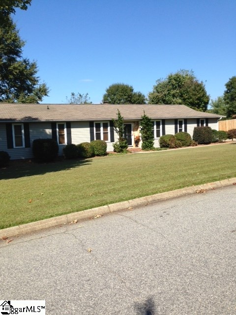 108 Carriage Lane