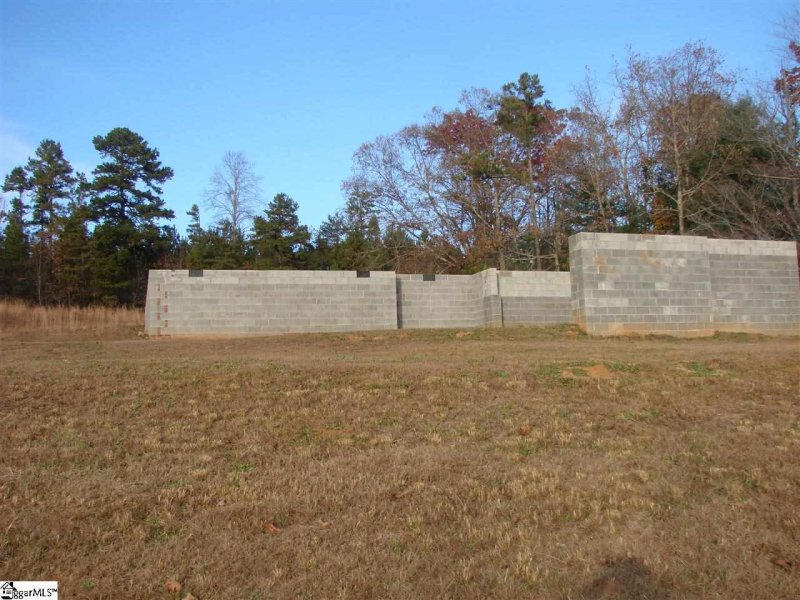 102 TIMBERSTONE Trail