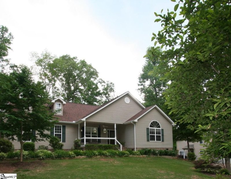 208 Cove Harbor Court