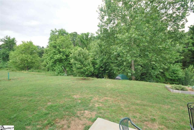 Property image 4 at 717 Shadow Dance Lane, Boiling Springs, SC 29316