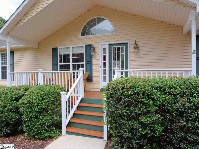 Property image 2 at 286 Penny Lane, Townville, SC 29689