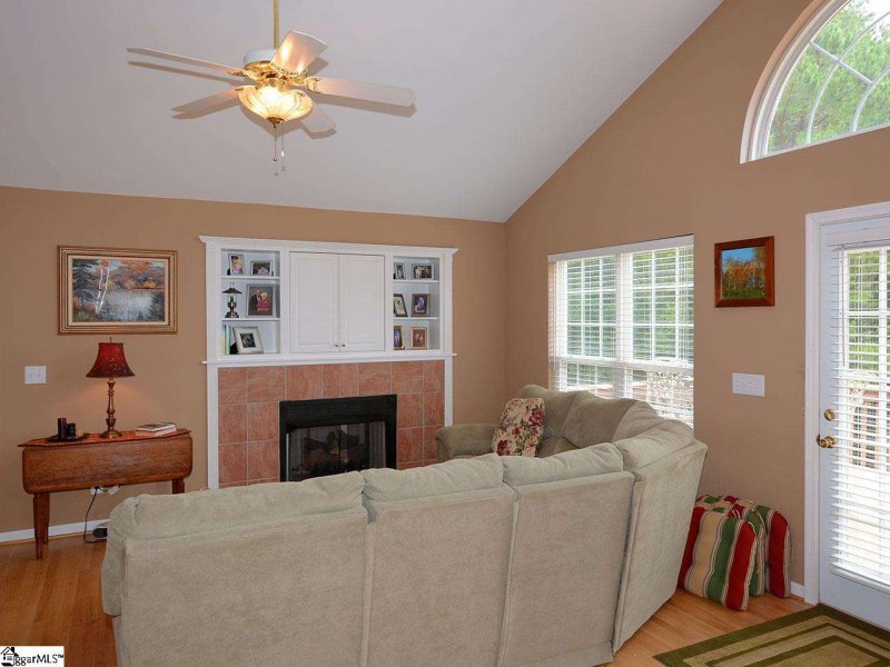 Property image 5 at 286 Penny Lane, Townville, SC 29689