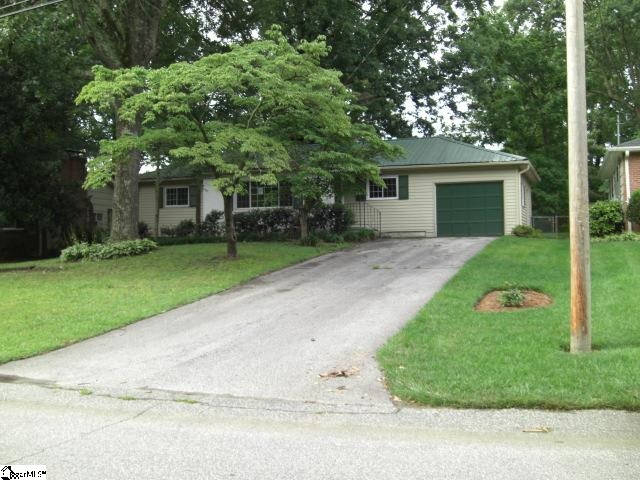 104 Forestdale Drive