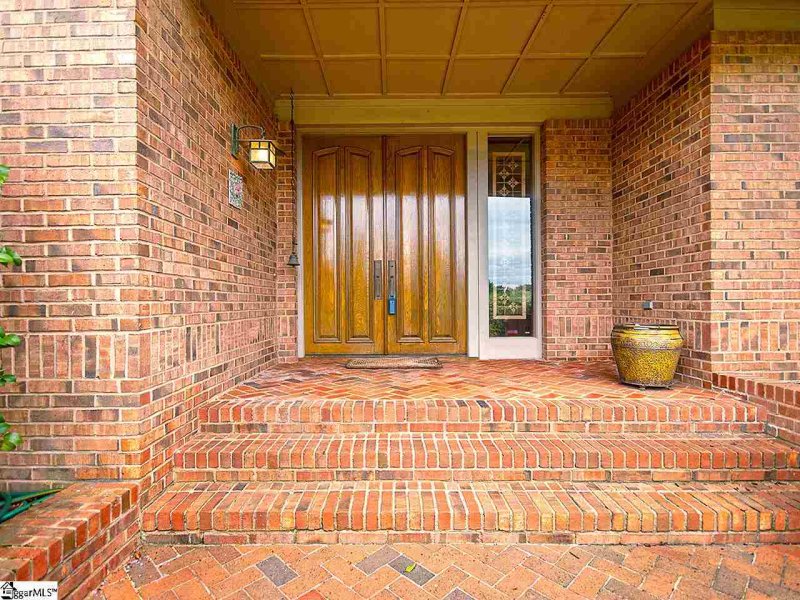 Property image 5 at 6 Darien Way, Greenville, SC 29615