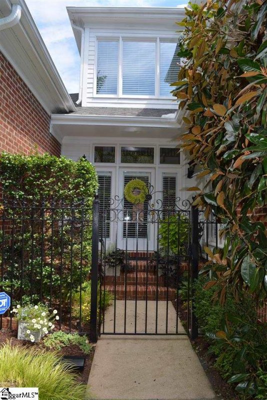 1400 Thornblade Boulevard