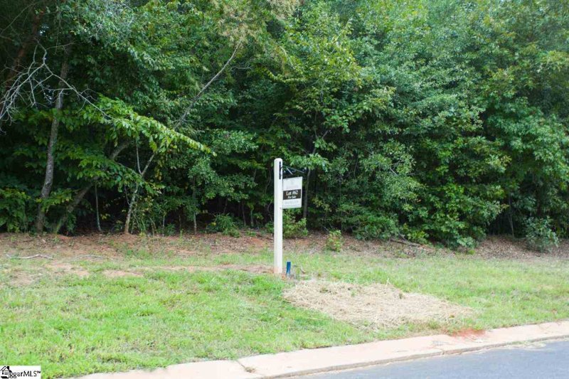 Property image 2 at 301 Red Spruce Lane, Greer, SC 29651