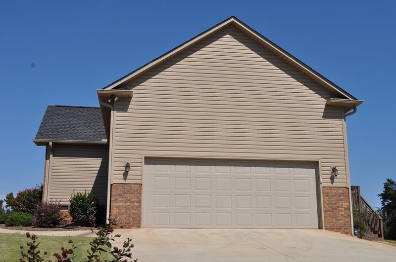 Property image 2 at 703 Barkley Avenue, Chesnee, SC 29323