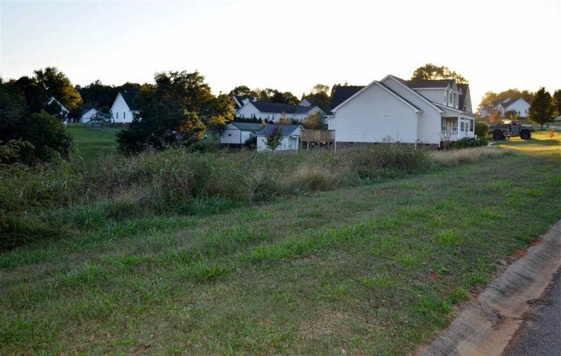 Property image 3 at 232 Campaign Trail, Duncan, SC 29334