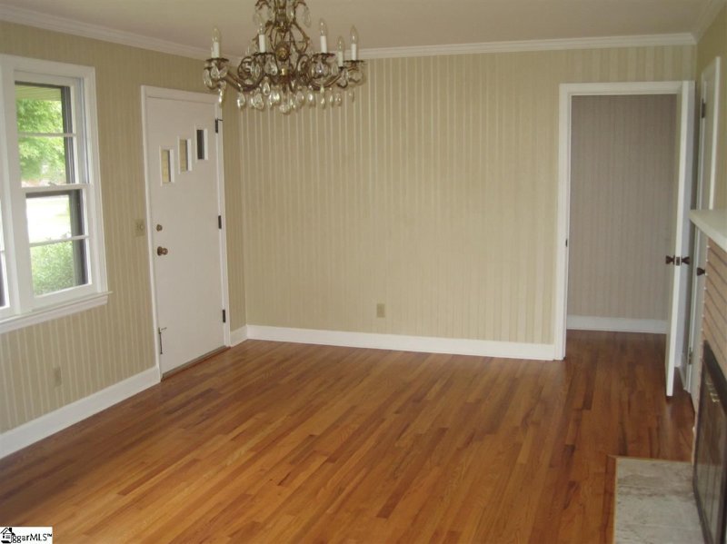 Property image 2 at 300 Reeves Drive, Simpsonville, SC 29681