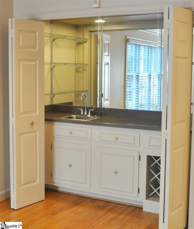 Property image 5 at 115 McDaniel Greene, Greenville, SC 29601