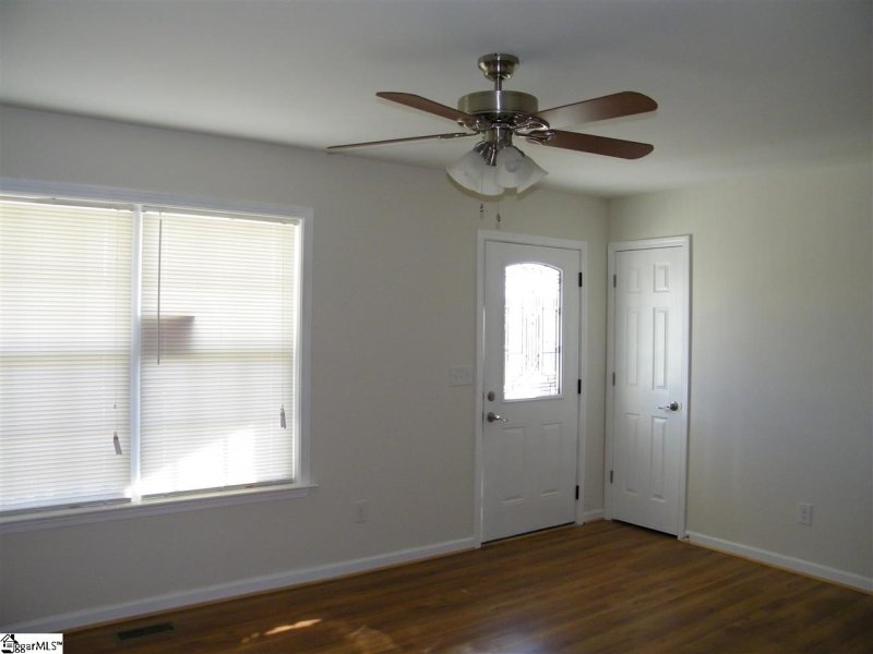Property image 2 at 620 Ruddy Creek Circle, Greer, SC 29651