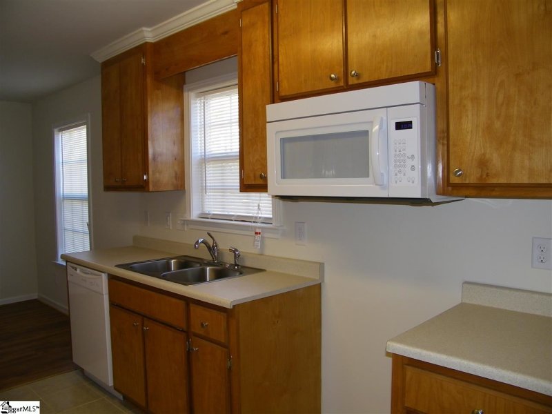 Property image 4 at 620 Ruddy Creek Circle, Greer, SC 29651