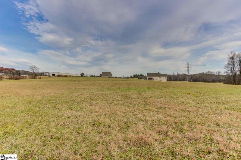 Property image 3 at 26 Fancy Lane, Travelers Rest, SC 29690