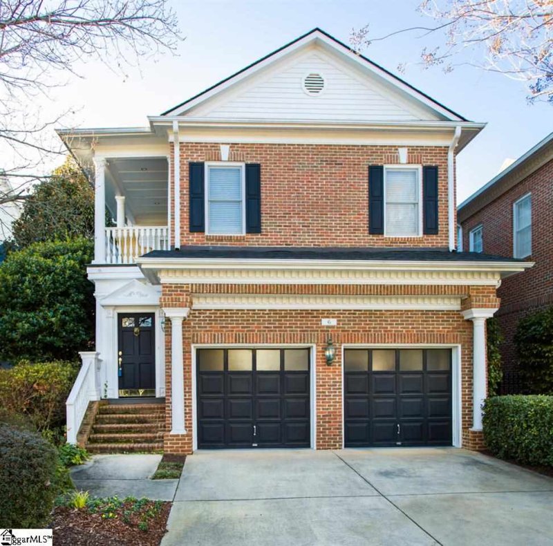 1400 Thornblade Boulevard