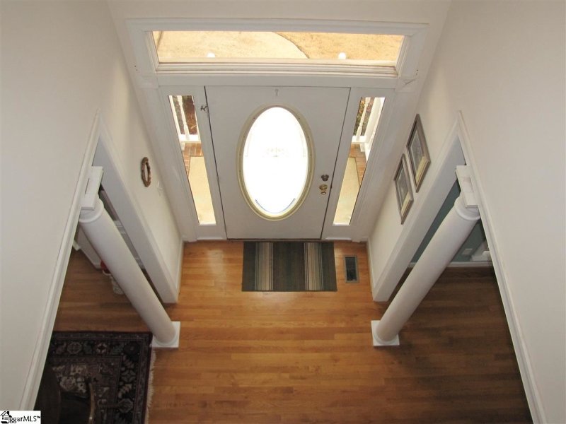 Property image 3 at 4 Grape Vine Court, Greenville, SC 29607