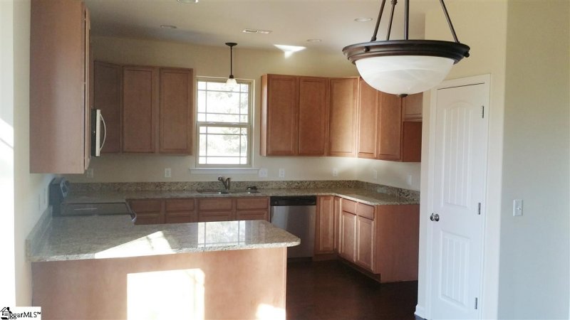 Property image 4 at 106 amberwood, Mauldin, SC 29662