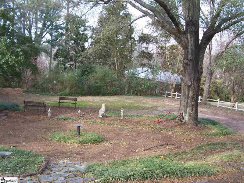 Property image 5 at 1811 E North Street, Greenville, SC 29607