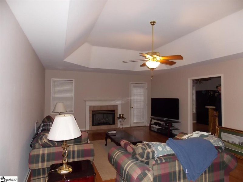 Property image 5 at 212 Saddlebrook Avenue, Pickens, SC 29671