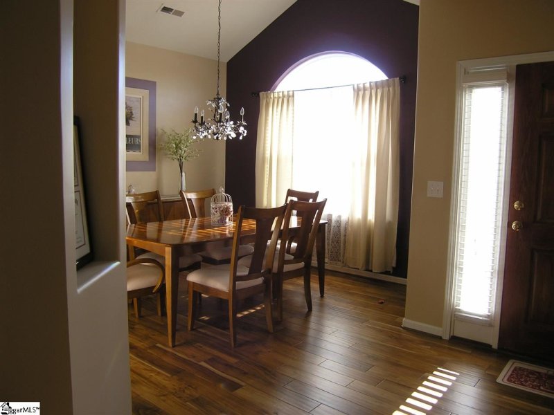 Property image 2 at 12 Slow Creek Drive, Simpsonville, SC 29681