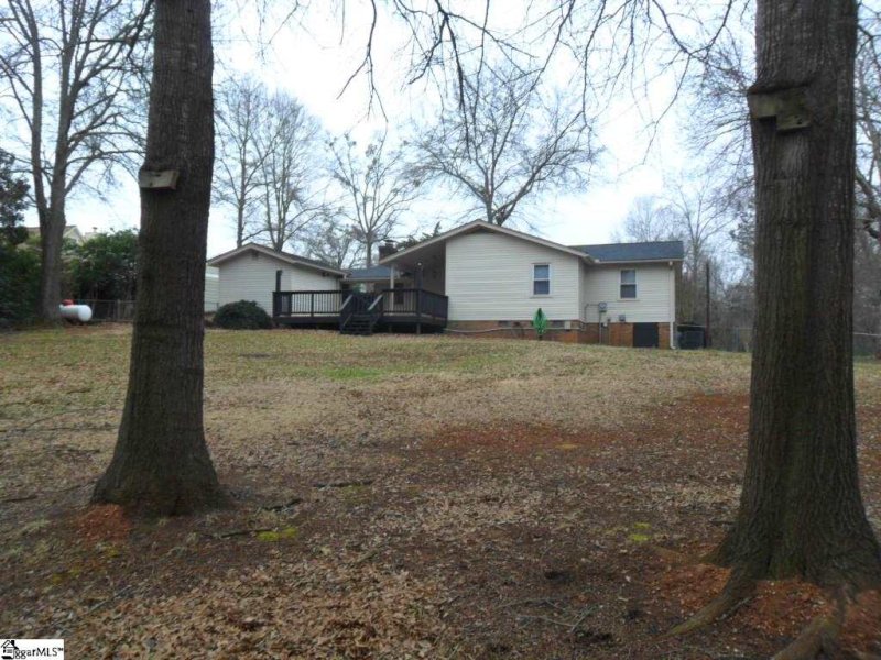 Property image 4 at 110 Country Glen, Pelzer, SC 29669