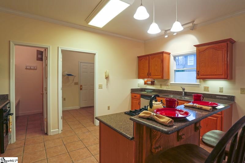 Property image 2 at 6 Pritchard Lane, Taylors, SC 29687