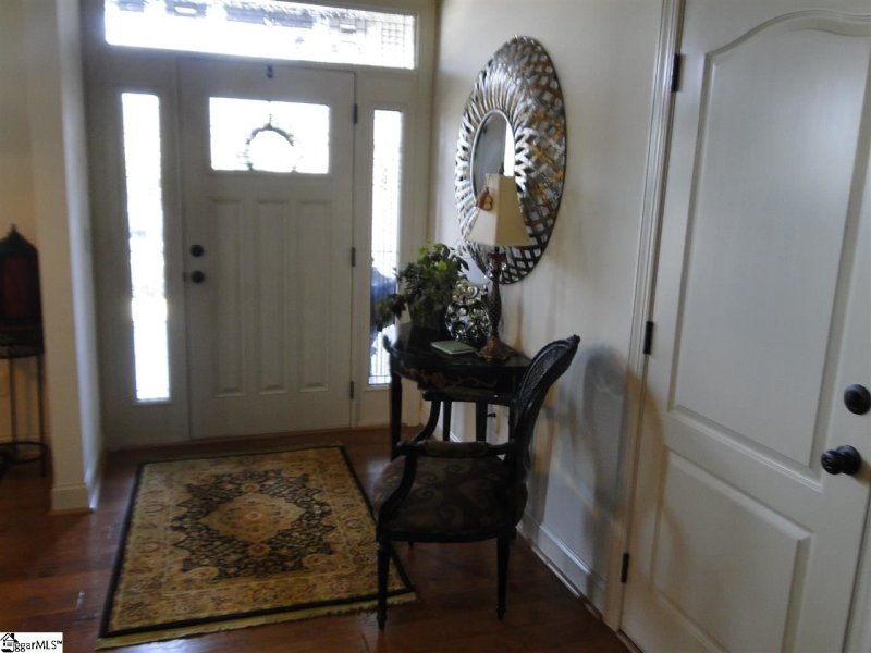 Property image 2 at 6 Litten Way, Greenville, SC 29615