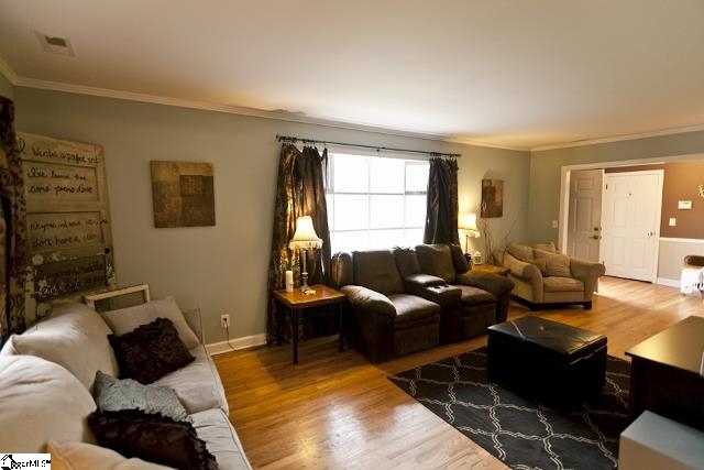 Property image 4 at 210 Lowndes Avenue, Greenville, SC 29607