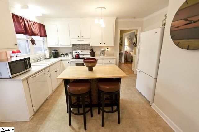 Property image 5 at 210 Lowndes Avenue, Greenville, SC 29607