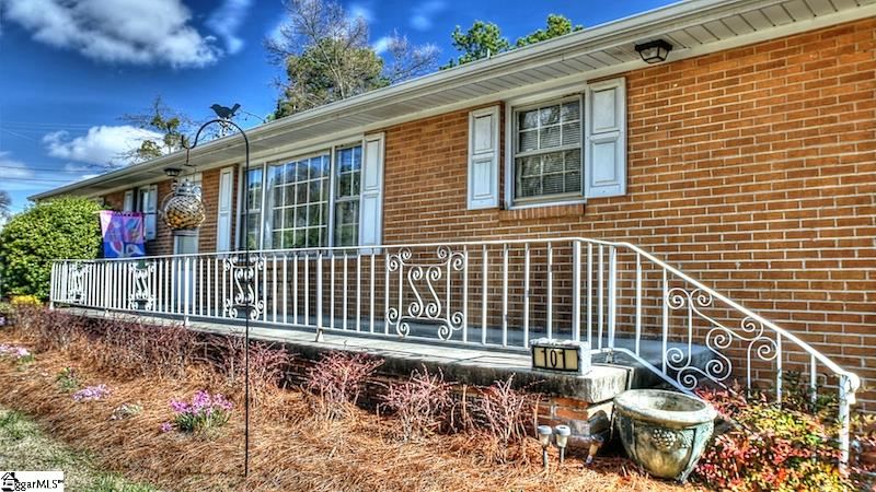 Property image 5 at 101 Carlton Drive, Mauldin, SC 29662