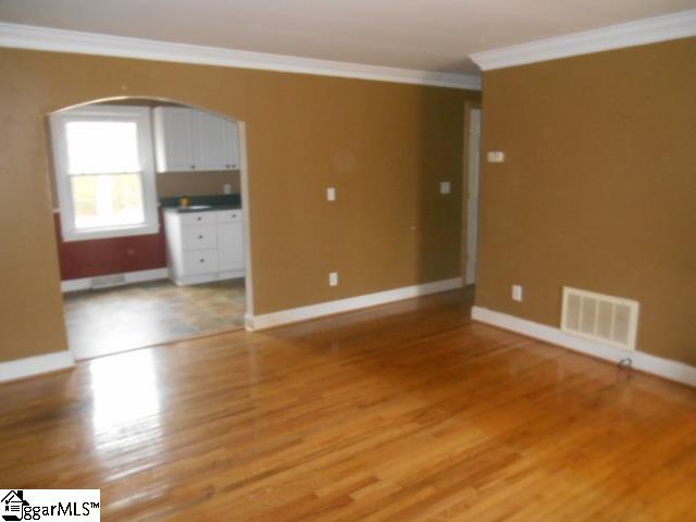 Property image 3 at 210 Derwood Circle, Greenville, SC 29617