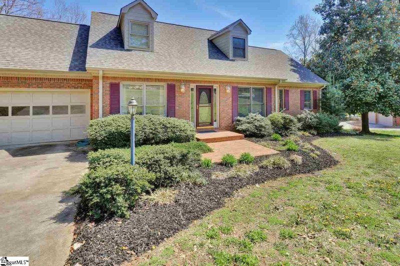 Property image 5 at 811 Laurel Bluff, Spartanburg, SC 29301