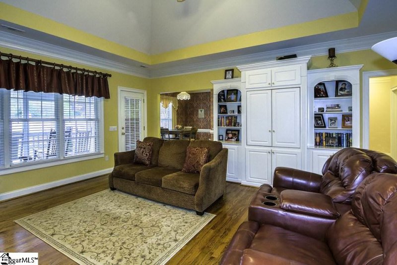 Property image 3 at 126 Banbury Circle, Simpsonville, SC 29681