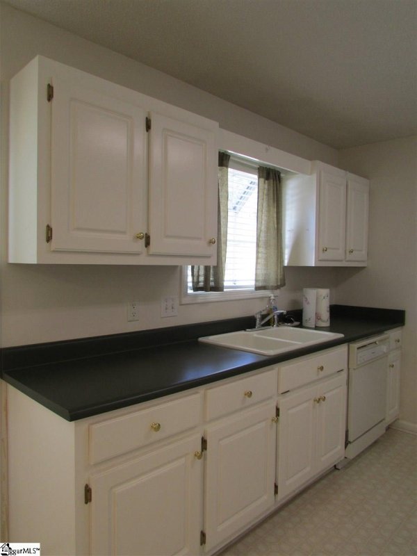 Property image 4 at 117 Sheffield Road, Easley, SC 29642