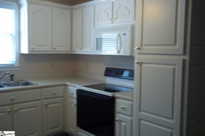 Property image 3 at 100-B Pinnacle Lane, Easley, SC 29642
