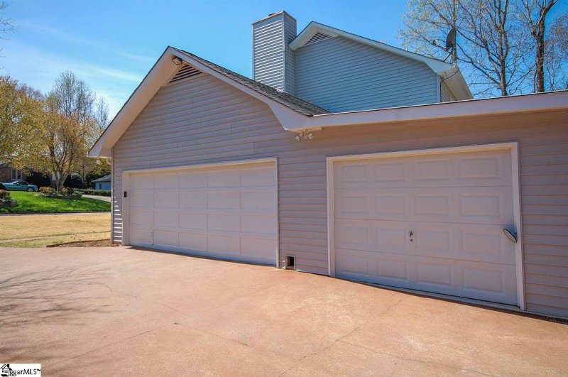 Property image 3 at 3 Split Oak Court, Taylors, SC 29687-6643