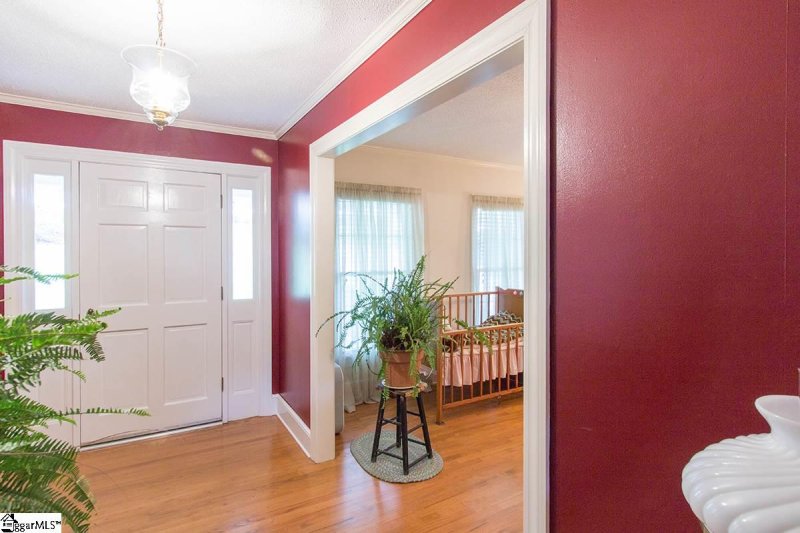 Property image 3 at 103 Lakeforest Drive, Greer, SC 29651