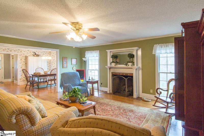 Property image 4 at 103 Lakeforest Drive, Greer, SC 29651