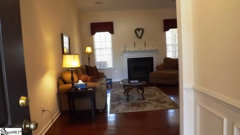 Property image 2 at 102 Brentmoor Drive, Simpsonville, SC 29680