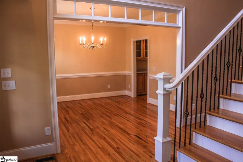 Property image 3 at 516 Foxcroft Road, Greenville, SC 29615-3722