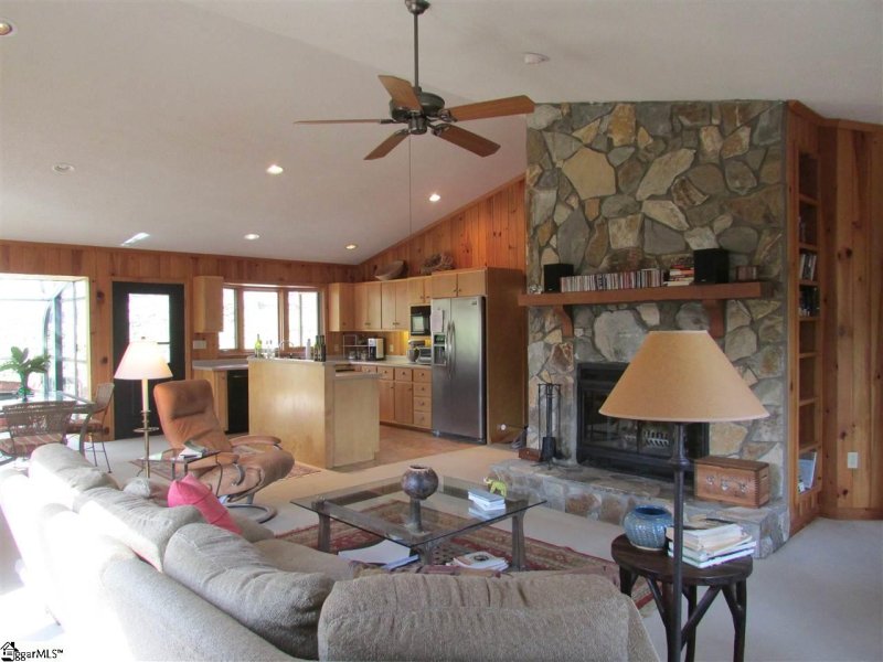 Property image 5 at 206 Hunters Ridge, Pickens, SC 29671